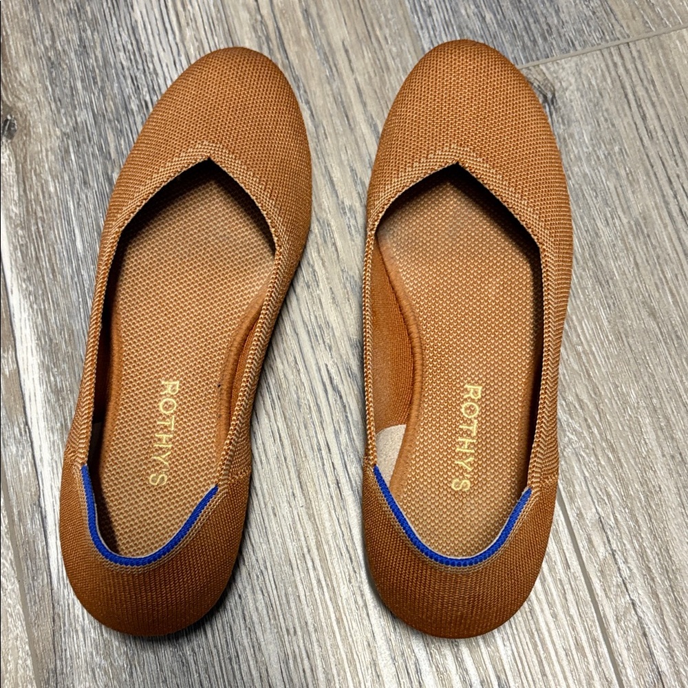 Rothy's Tan Flats with Blue Trim